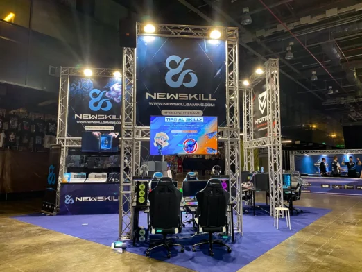 Stand NewSkill nFortec en DreamHack by Future Works