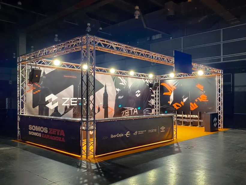 Stand de ZETA Gaming en OWN 2024 by Future Works